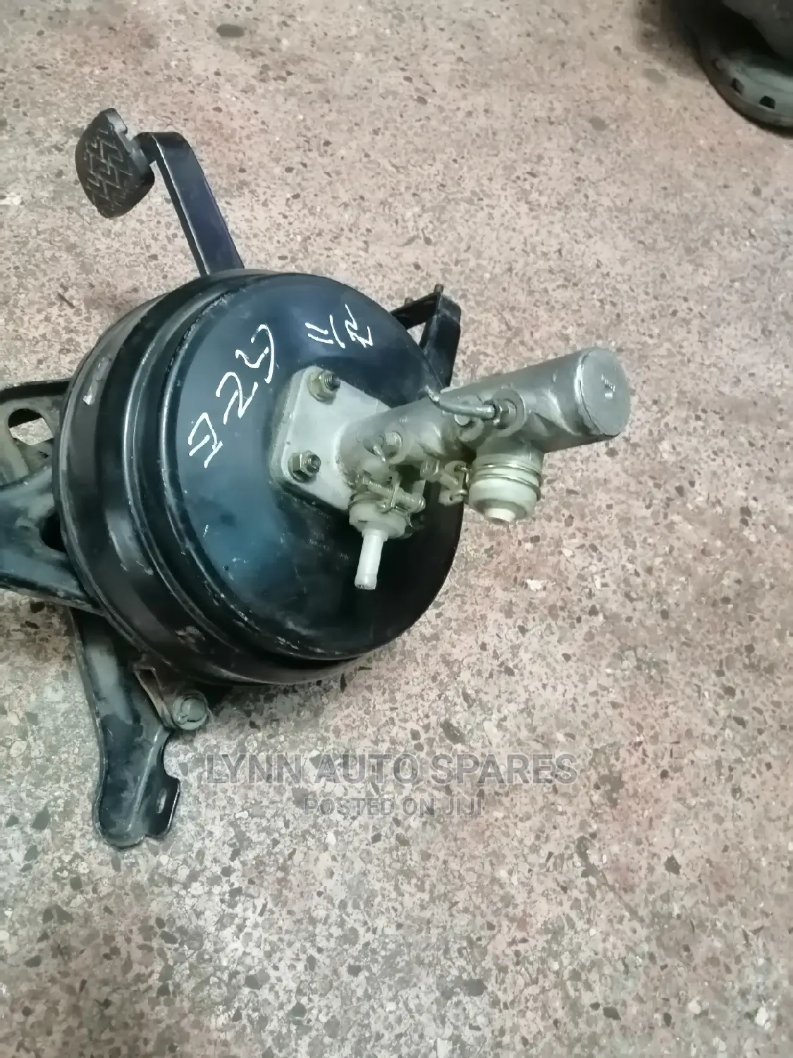 Isuzu NKR 33 Complete Booster