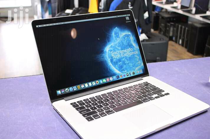 Laptop Apple MacBook Pro 4GB Intel Core i5 HDD 500GB