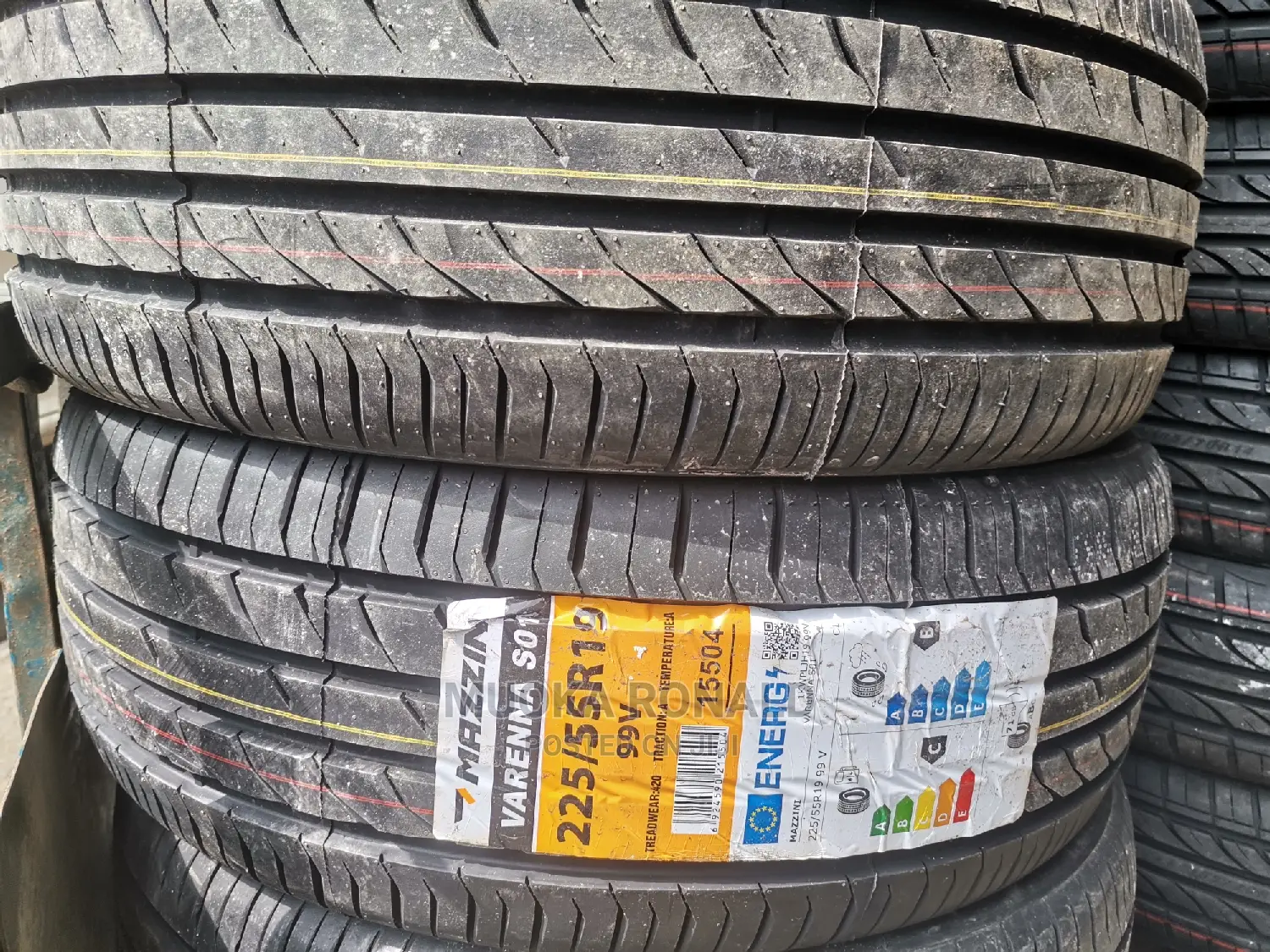 225/55r19 Mazzin Tyre