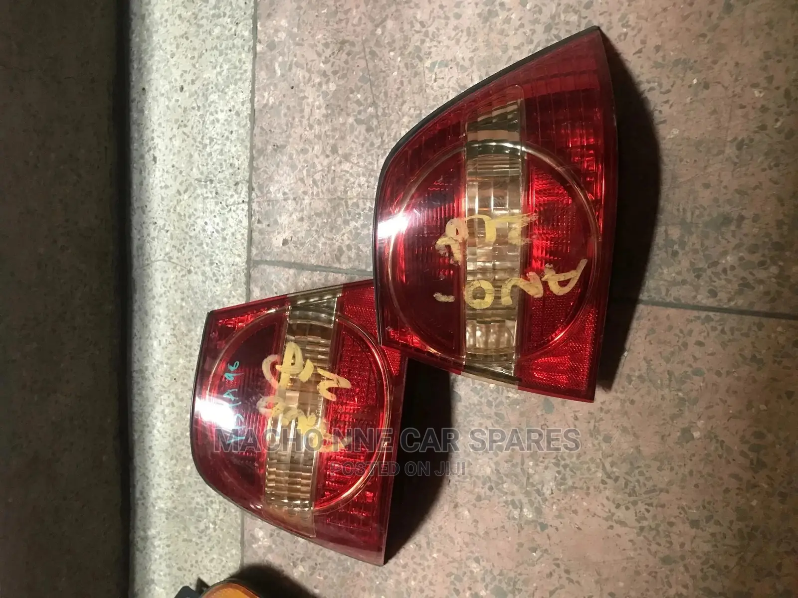 Toyota Vista 96 Taillight