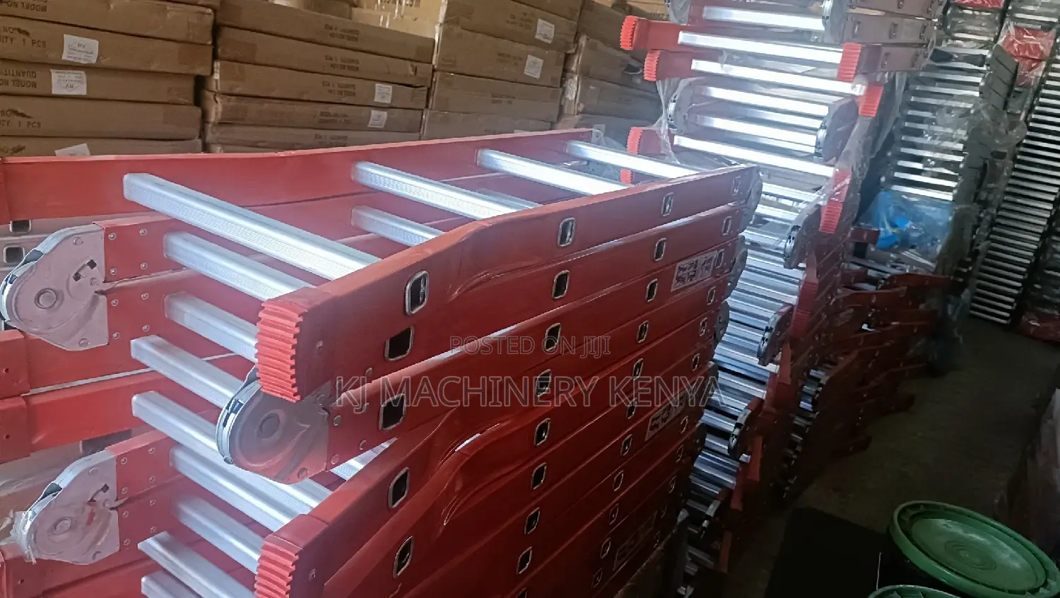 EN131 Approved Aluminium,Fibre And Stell Ladders For Sale