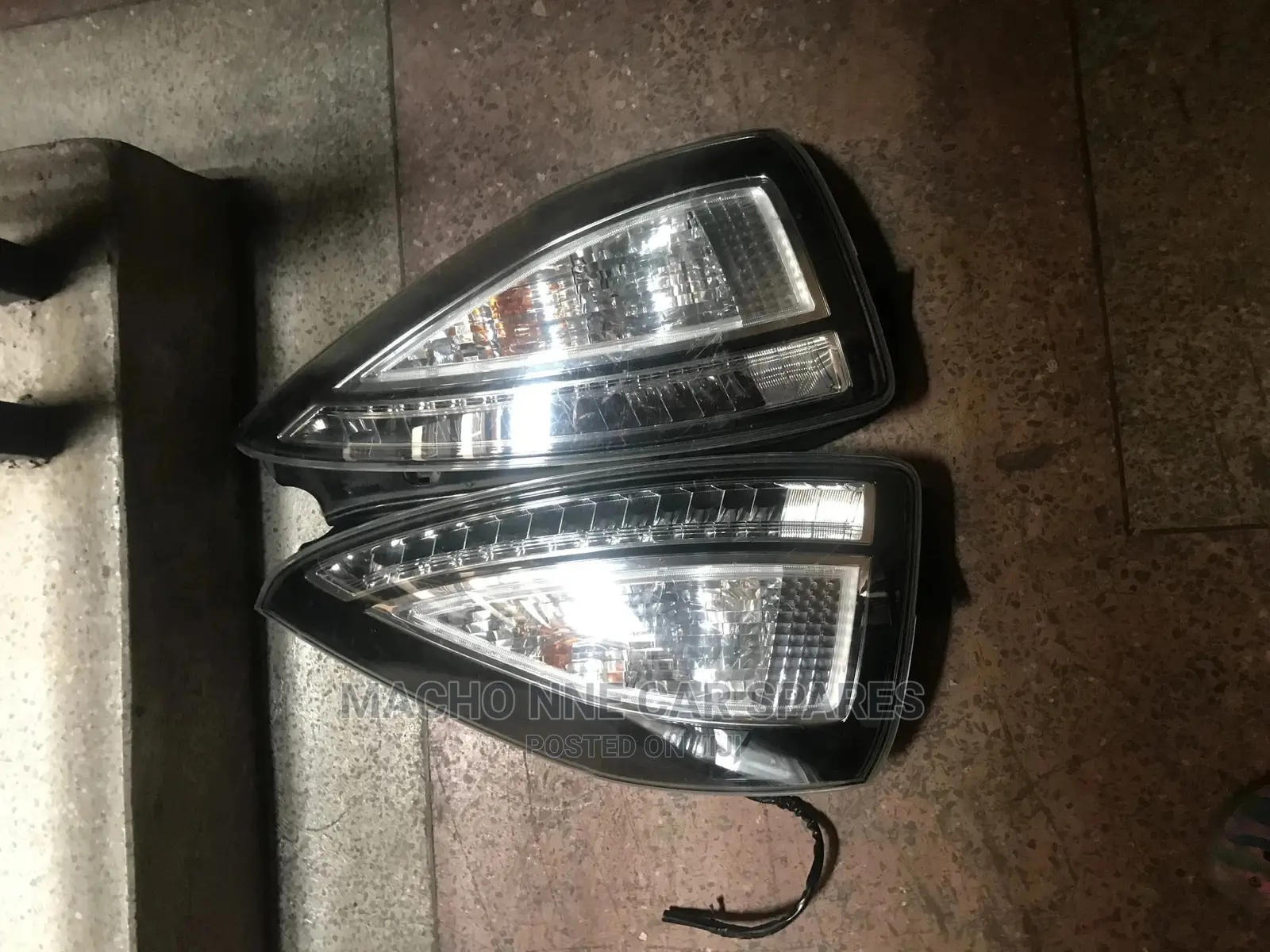 Mazda Premacy 2008 Backlight (Red and Black)