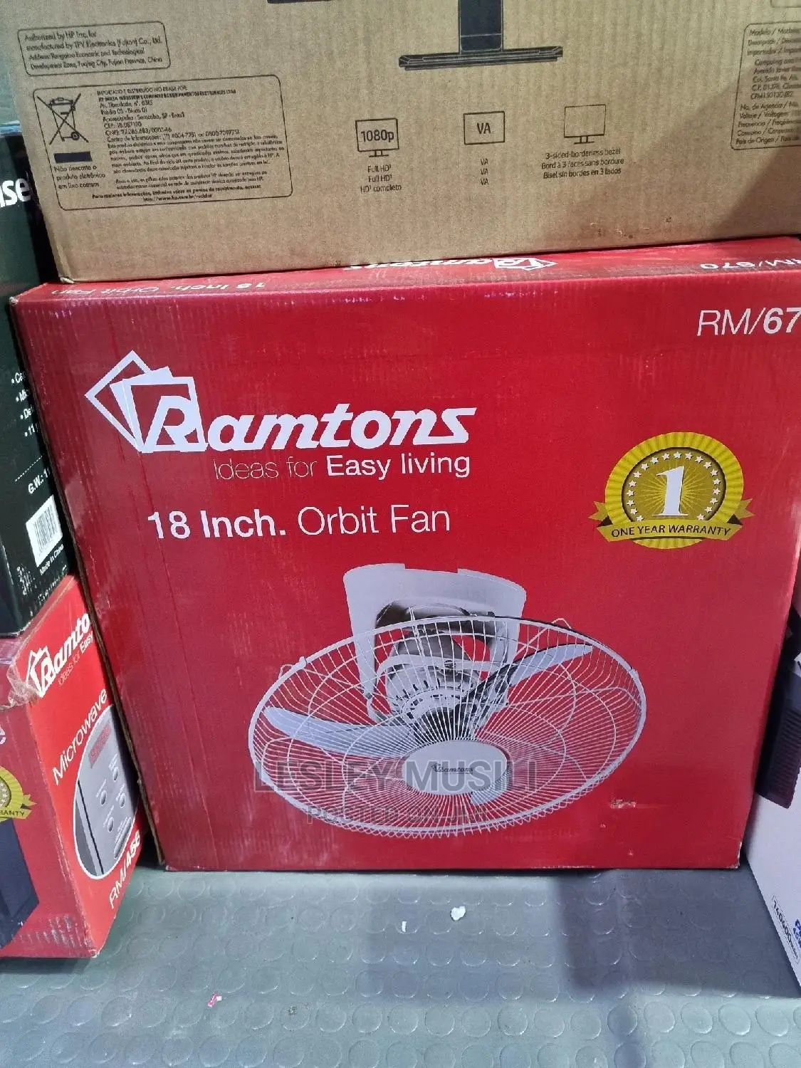 Ramtons RM/670 Ramtons18 Inch + Orbit Fan