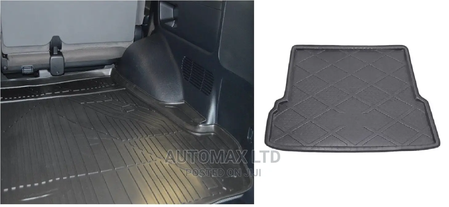 Toyota Landcruiser, 200 Series, Black Rear Cargo Mat
