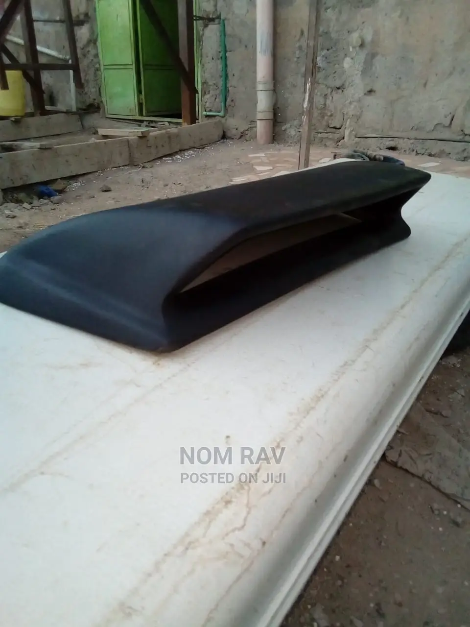 Hood Scoop