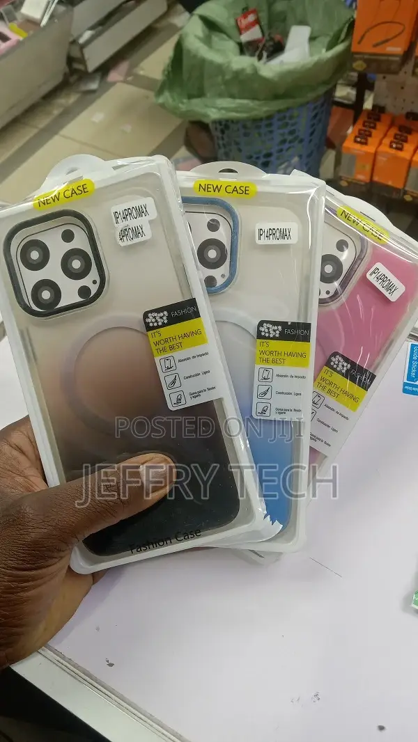 iPhone 14 Pro Max Clear Case Silicone With Magsafe