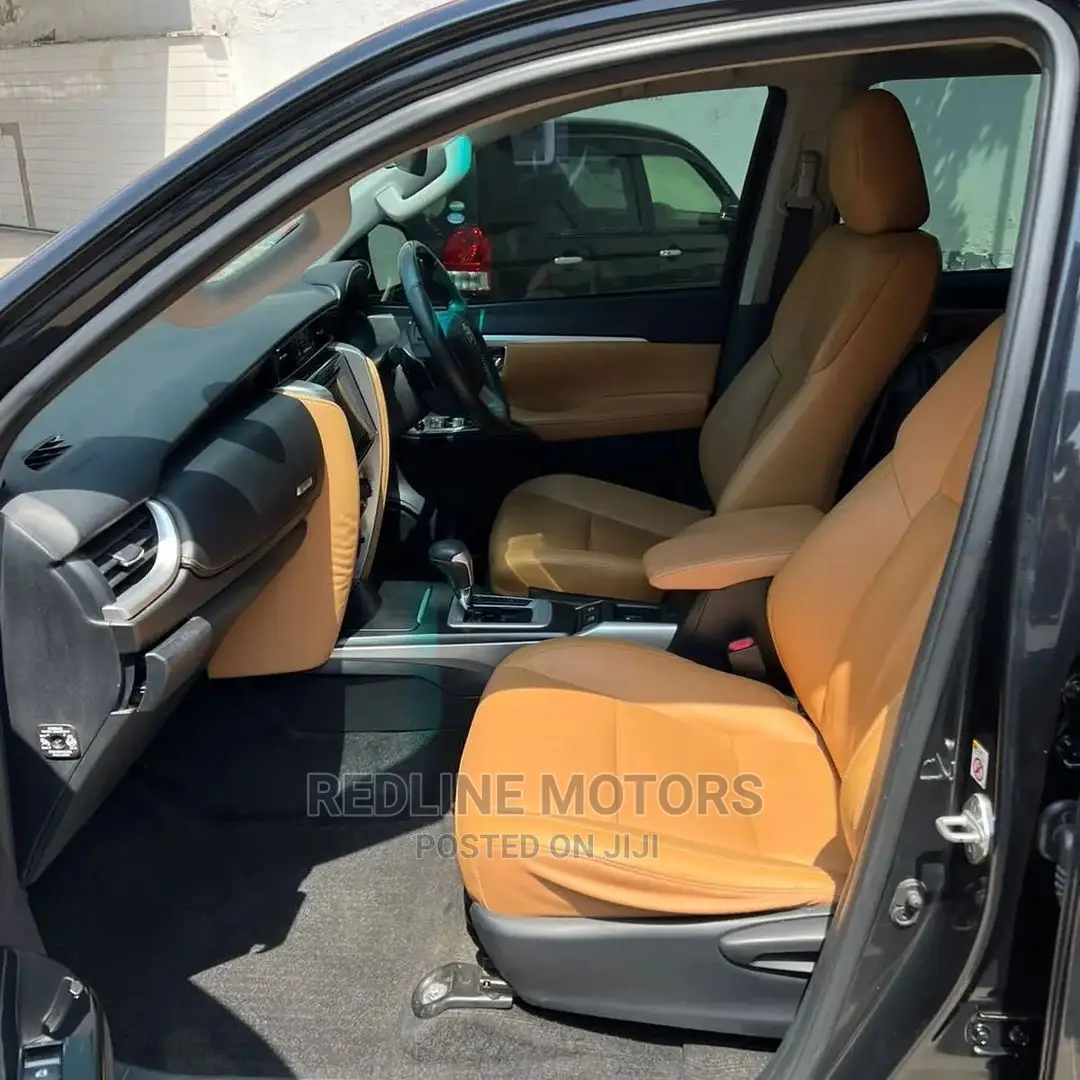 Toyota Fortuner 2016 Black