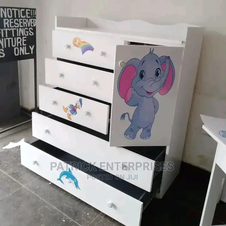MDF Chest of Drawers 4 by 4 Fitts