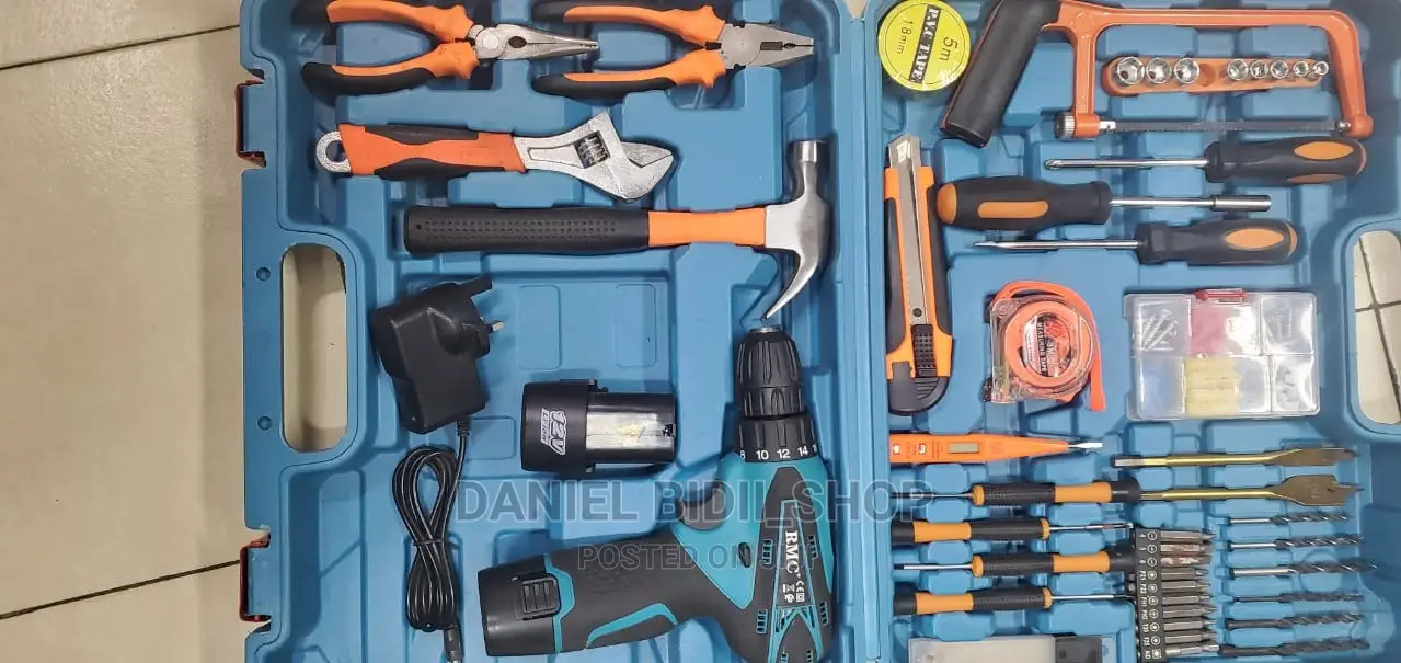 12volts Makita Rechargeable Drill Set