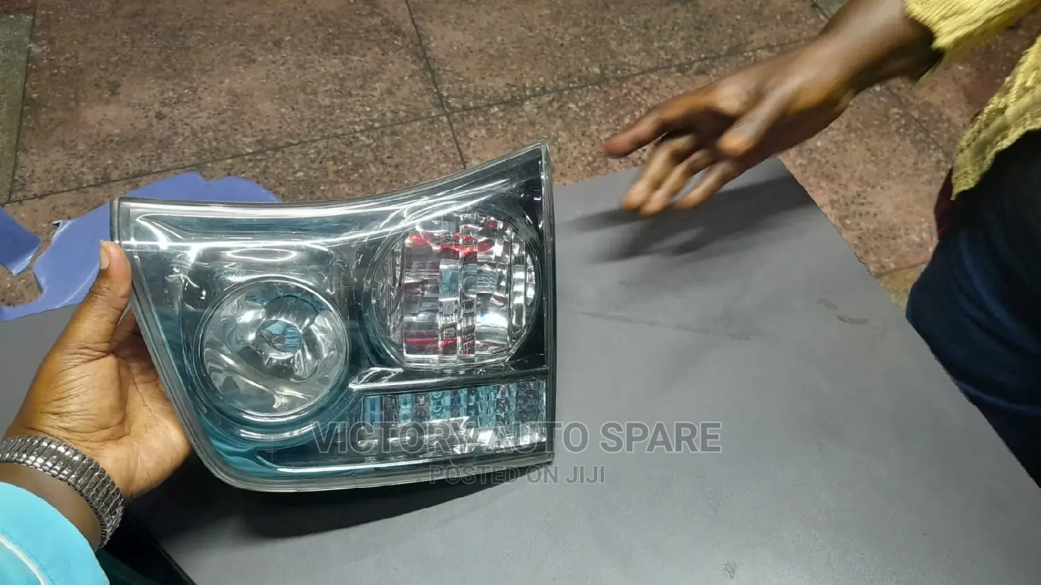 Harrier 240 Taillight Bootlight