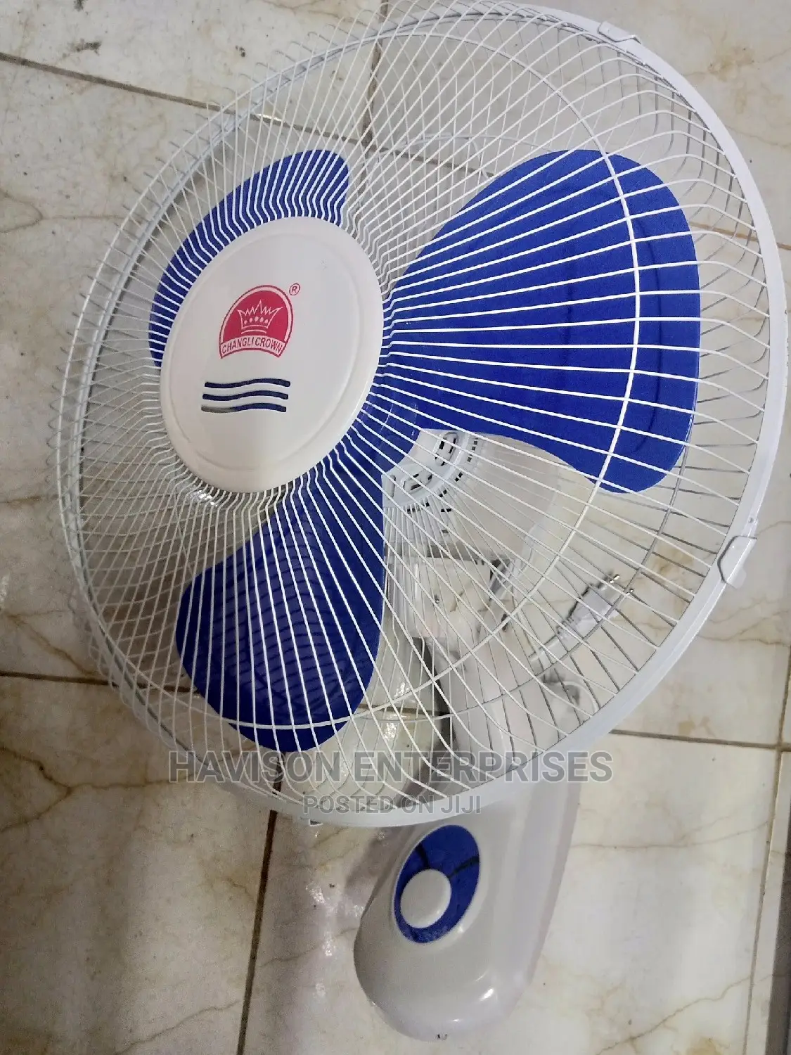 Crown Wall Fan