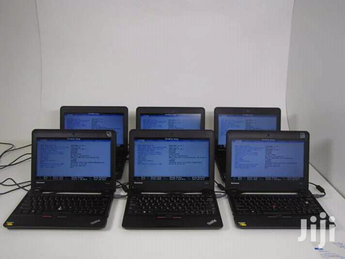 Laptop Lenovo ThinkPad X131e 4GB Intel Core 2 Duo HDD 320GB