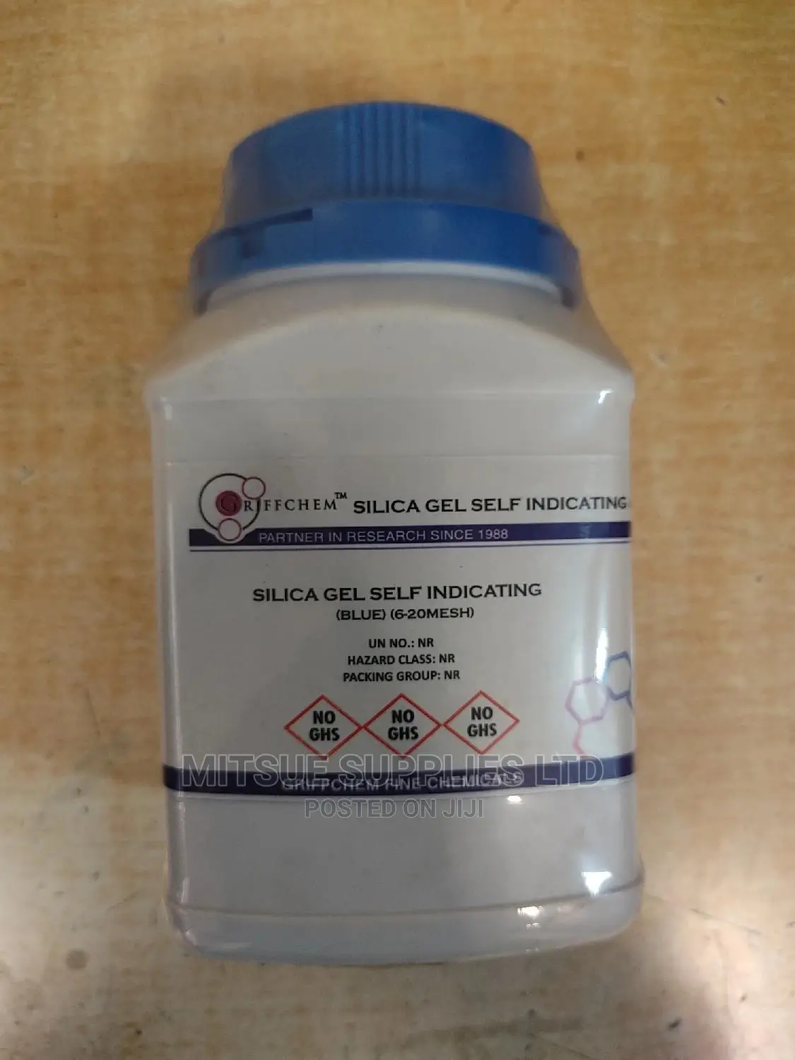 Silica Gel Self Indicating (6-20 Mesh) LR 500G