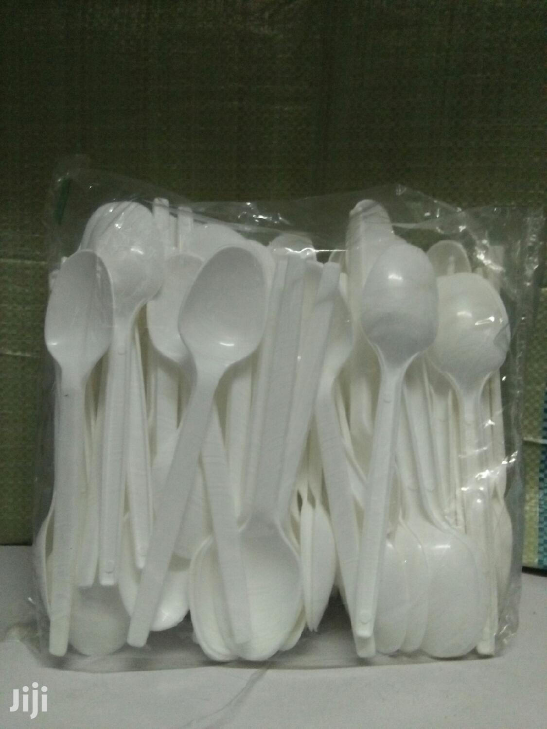 Disposable Plates