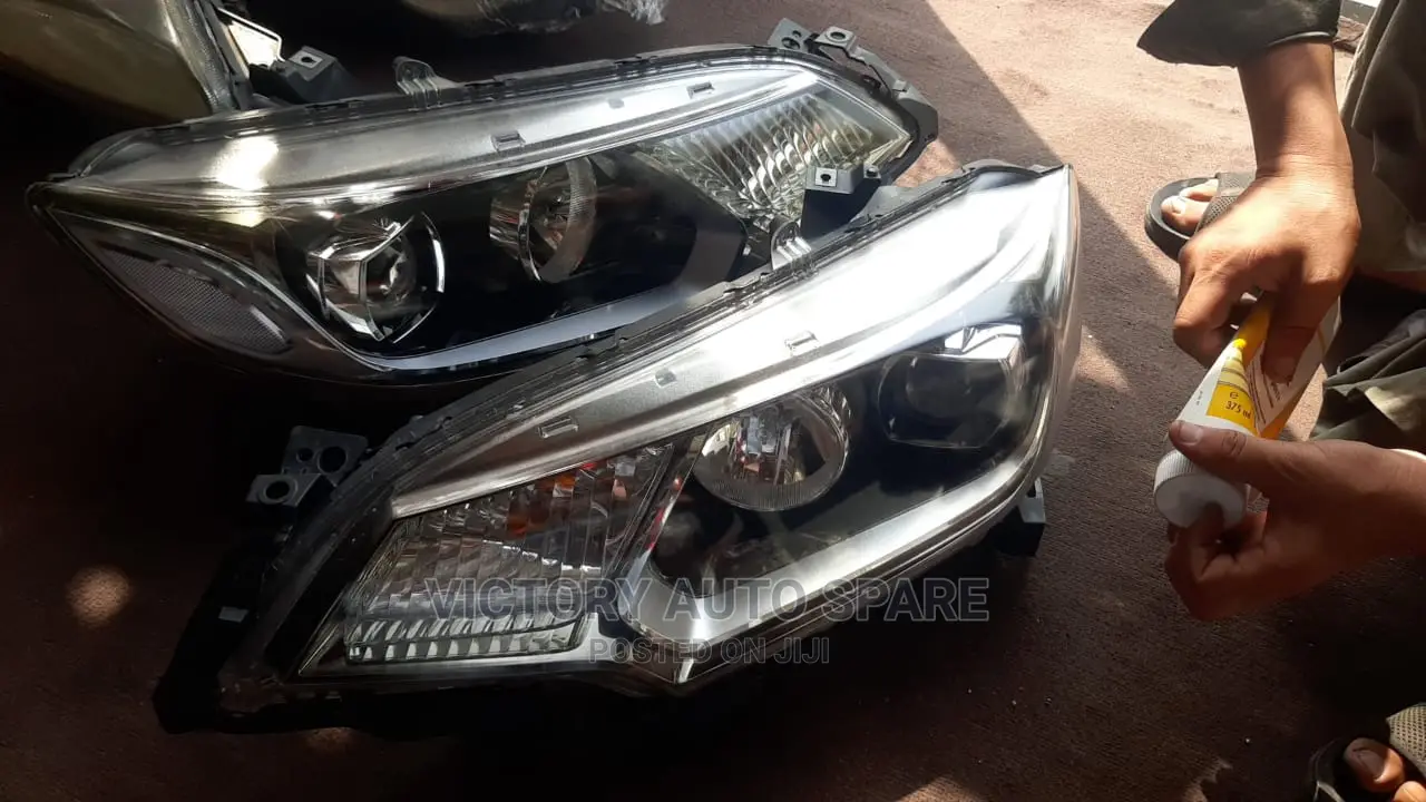 Honda Fit Headlight Xenon 2014/2015