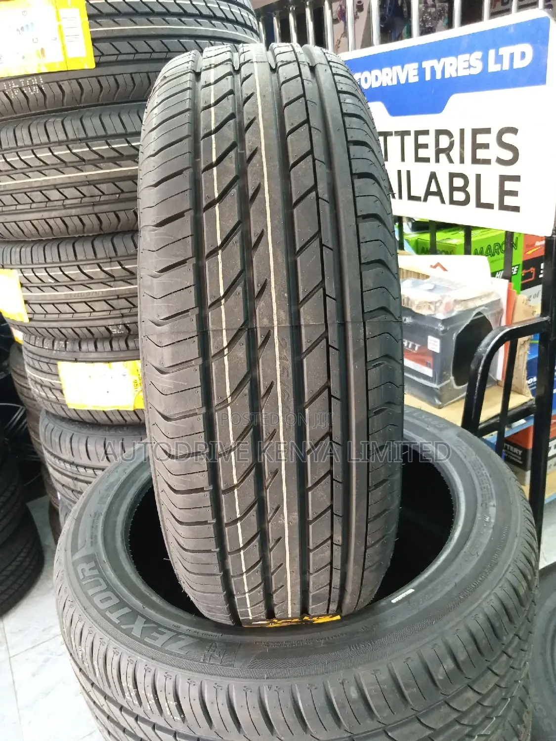 215/60r16 Aplus Tyre