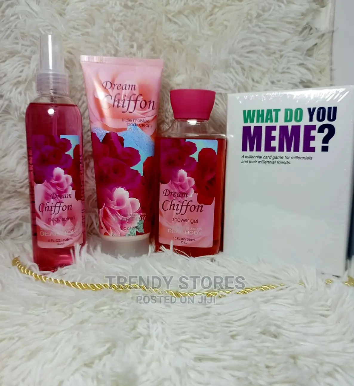 What Do You Meme Game Plus 3 in 1 Dream Chiffon Gift Set