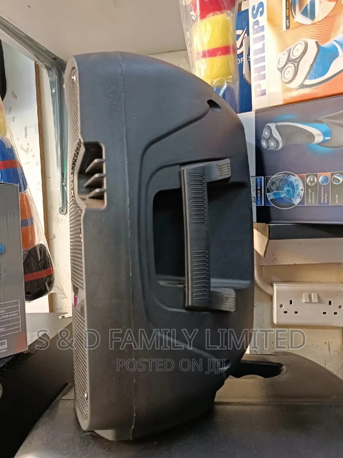 UKC Powered Speaker