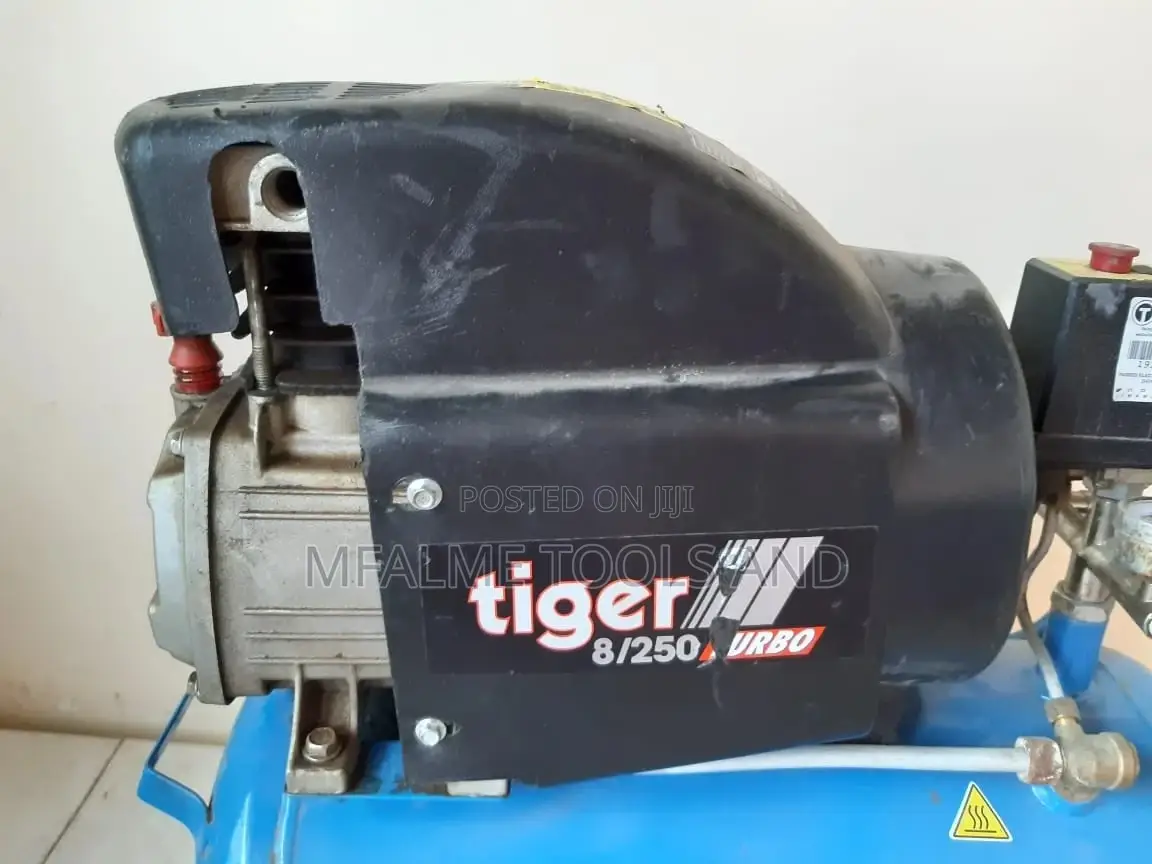 Air Compressor - Tyre Portable 25L 240v 115 PSI - Ex-uk
