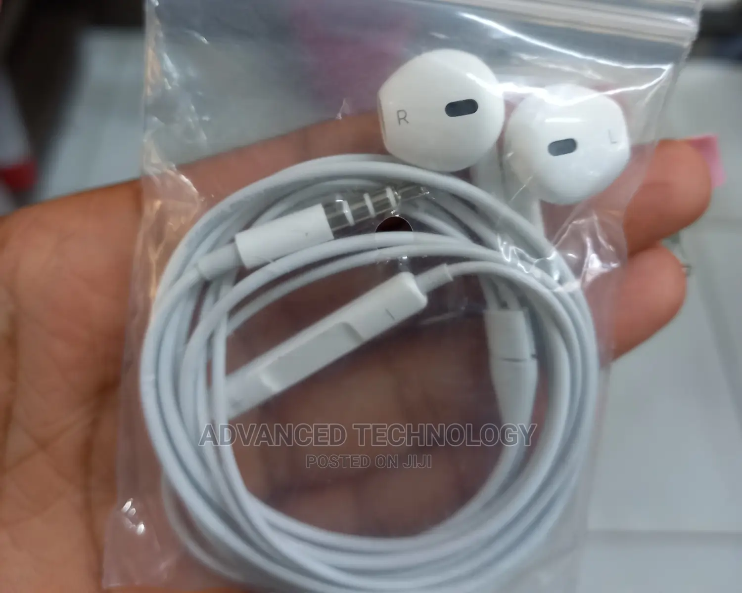 Original iPhone 7/6 Earphones