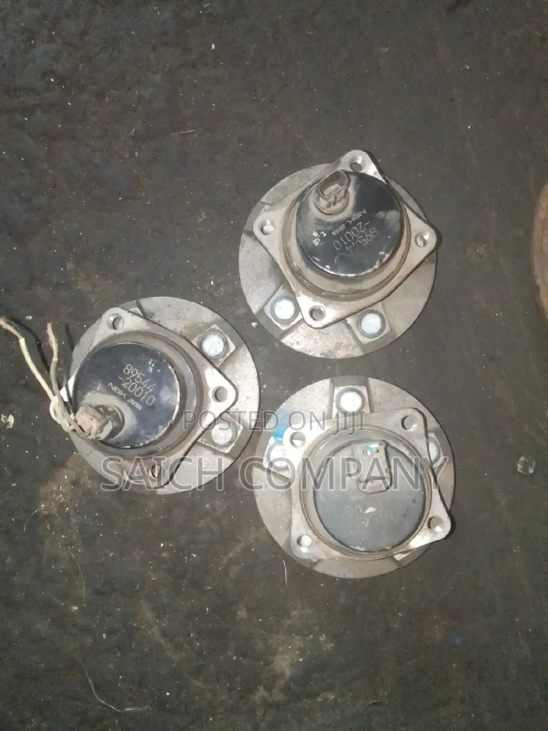 Premio 240 Rear Wheel Hub