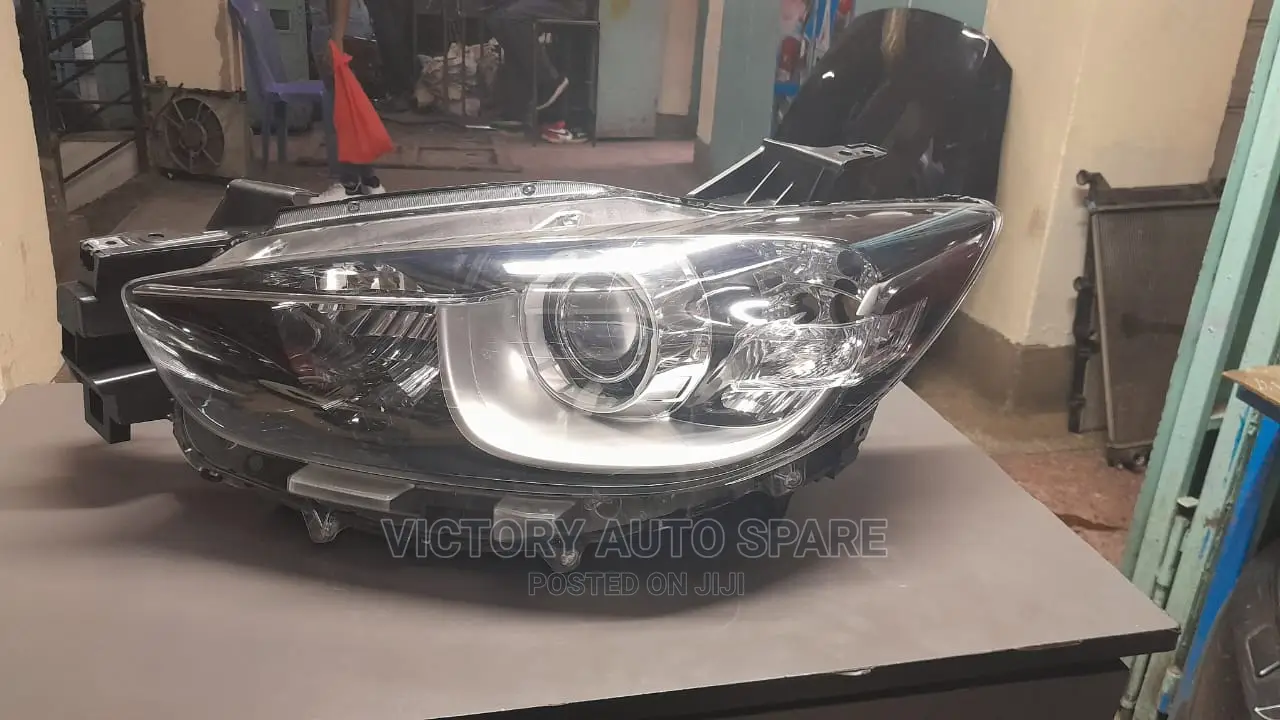 Mazda Cx5 Headlight Xenon Inbuilt Comp