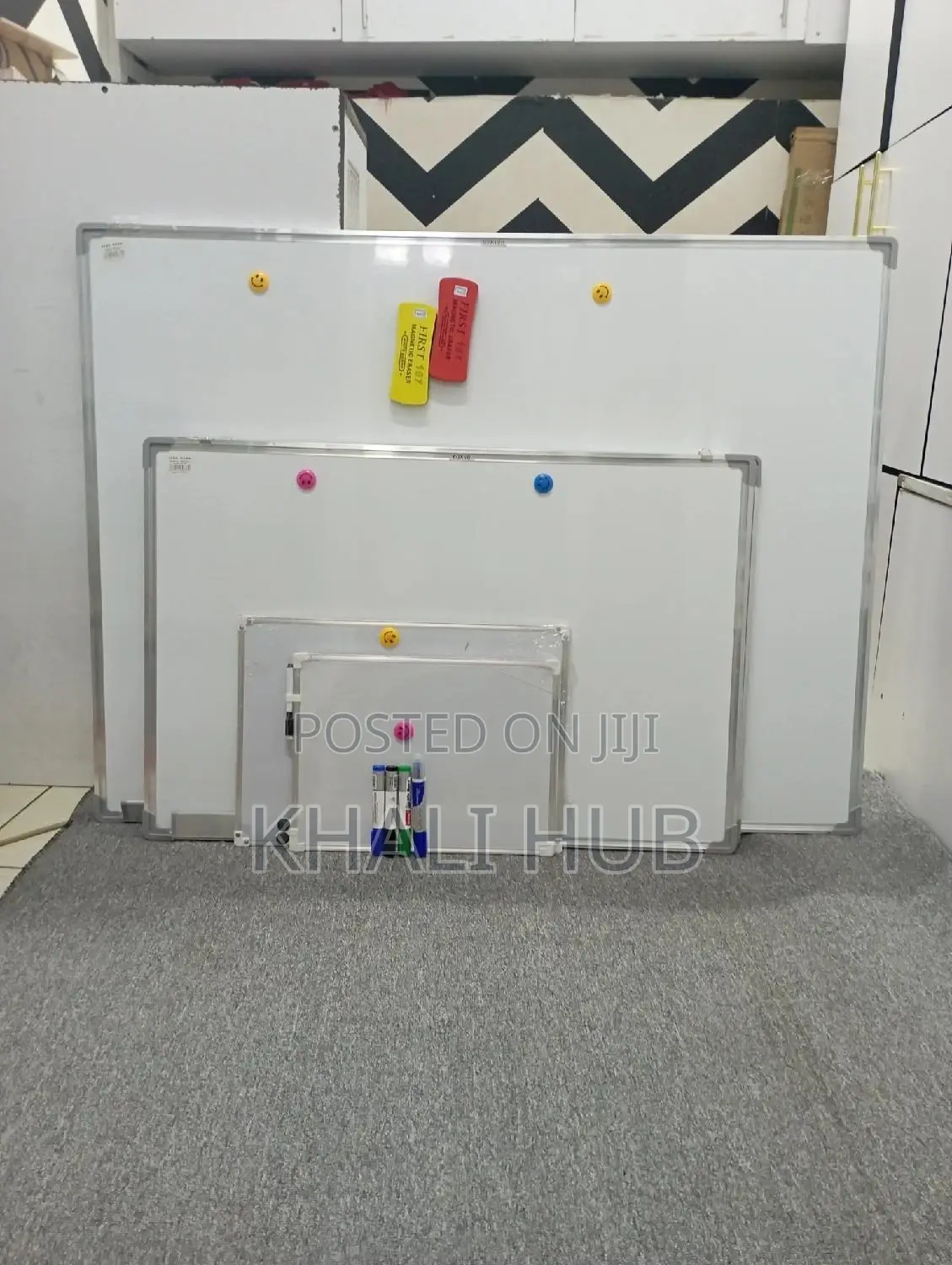 ~White Board; White Board~