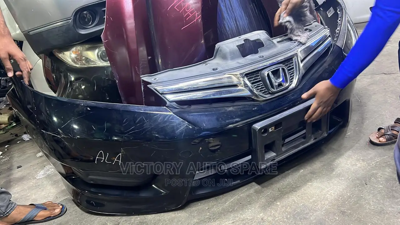 Honda Fit Shuttle Front Bumper $ Grill