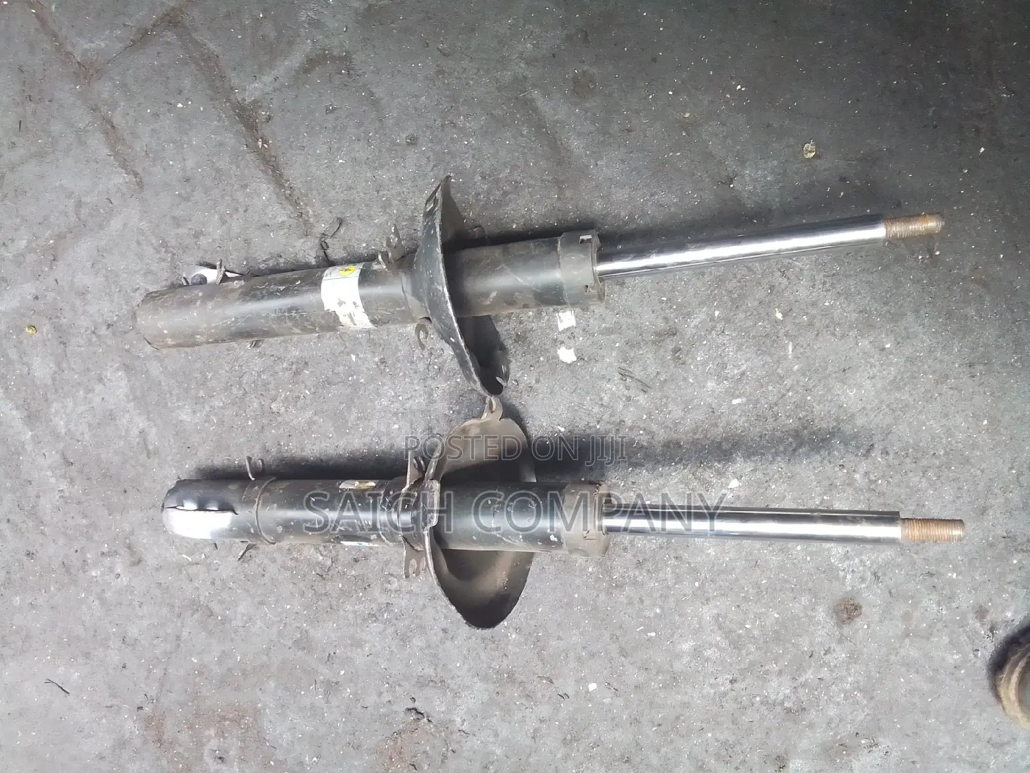 VW Golf MK4 Front Shocks
