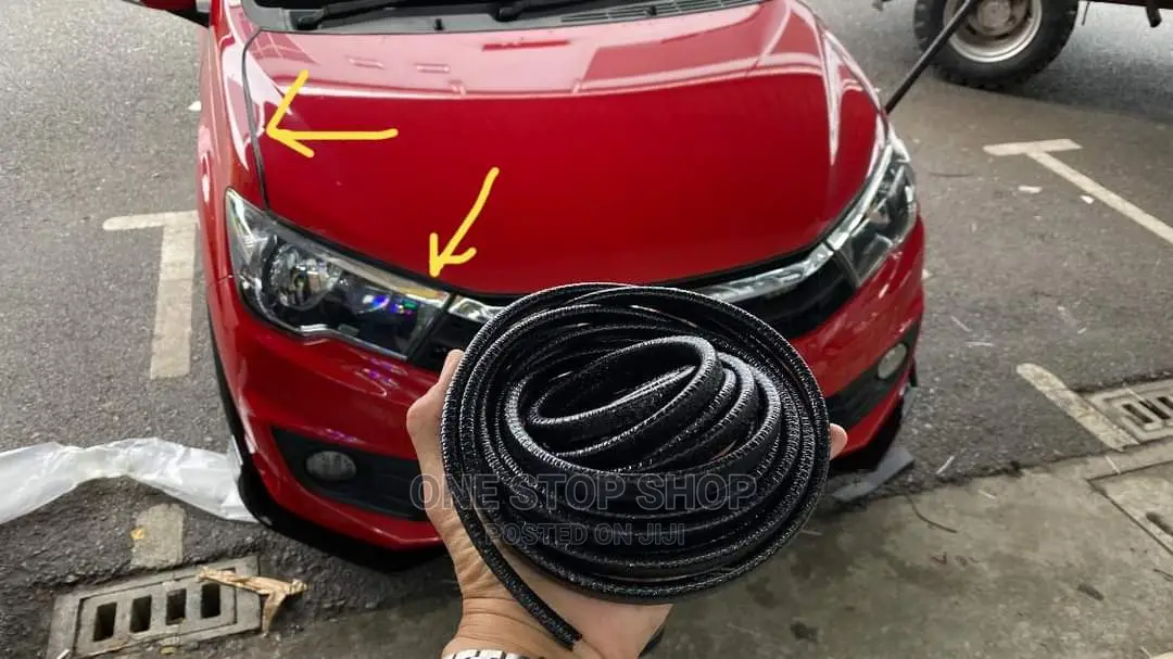 Car Bonnet Fitted With Black Rubber Guard Strip 5m