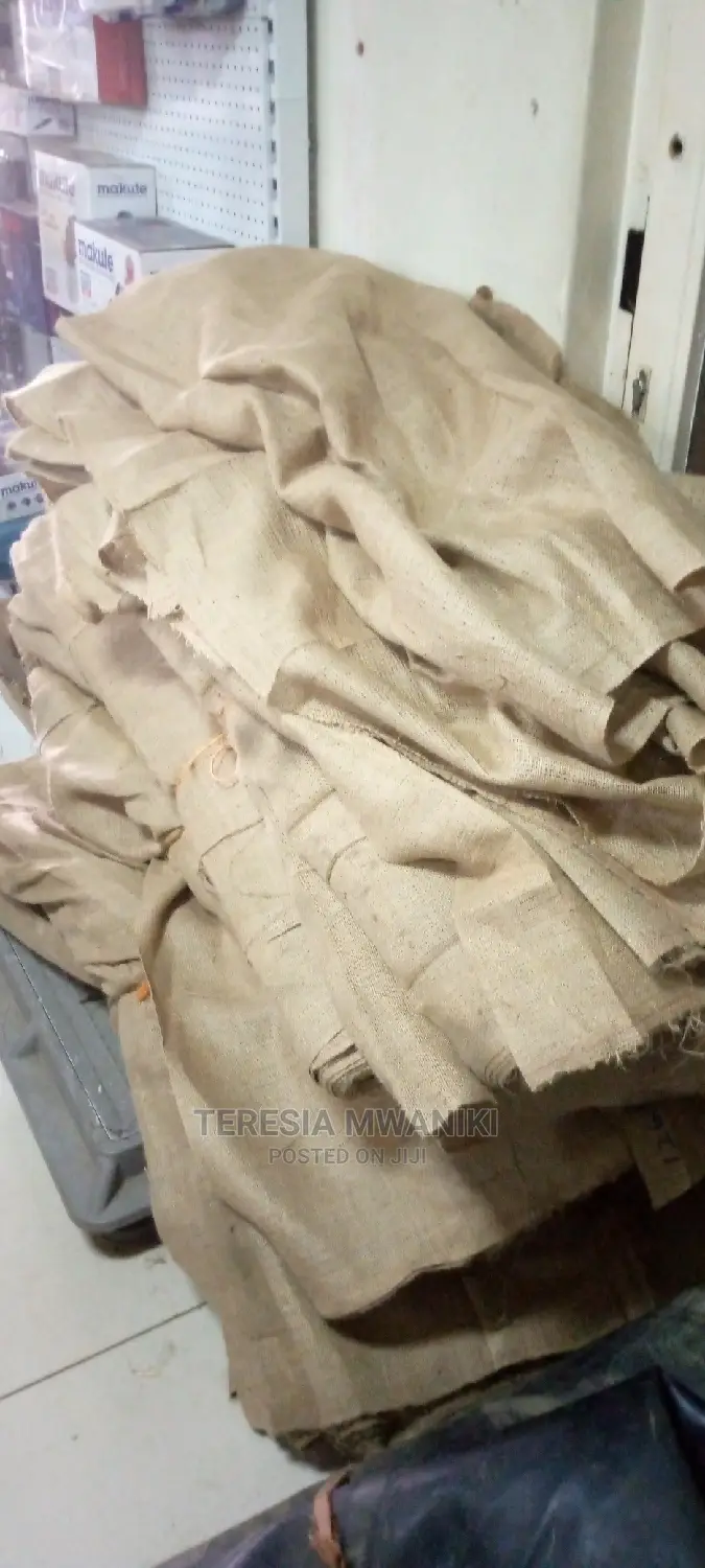 11OZS Jute Fabric (Hessian Cloth)