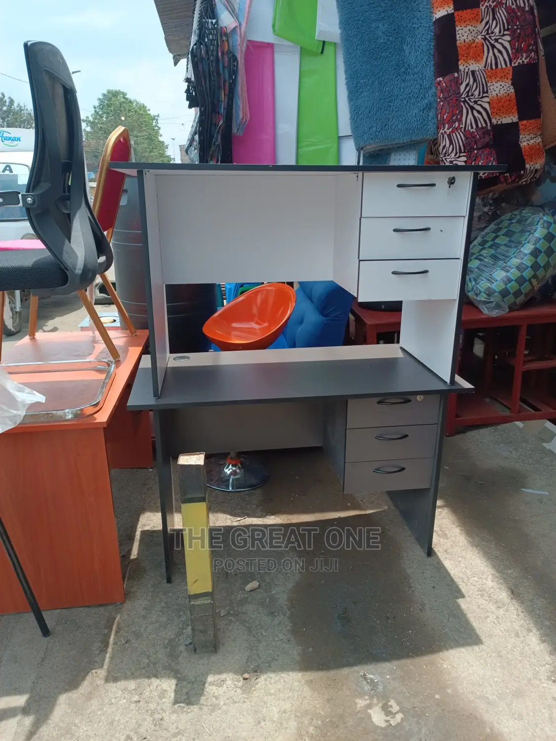 Office Desk