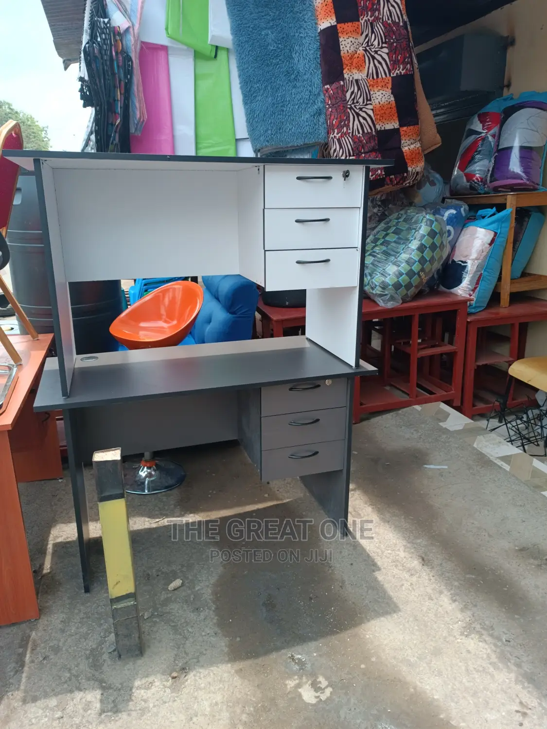 Office Desk