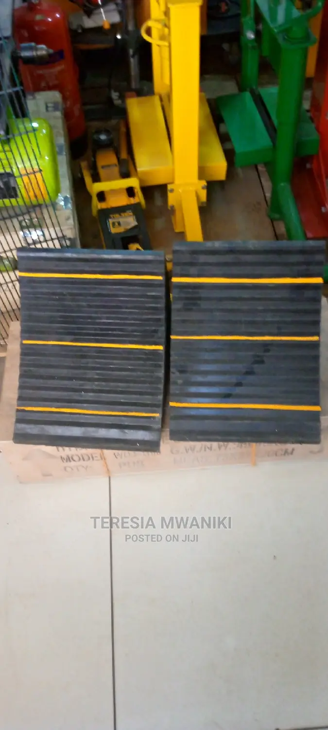 Heavy Duty Wheel Stopper