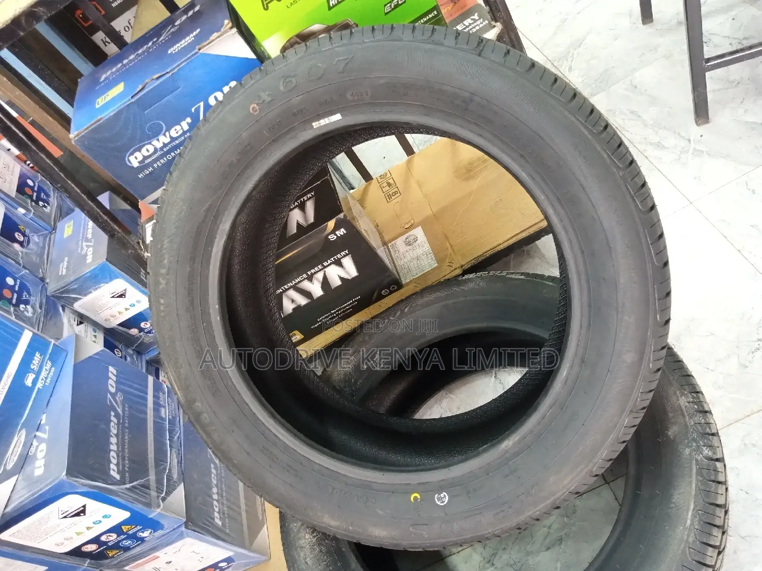 215/55r17 Aplus Tyre