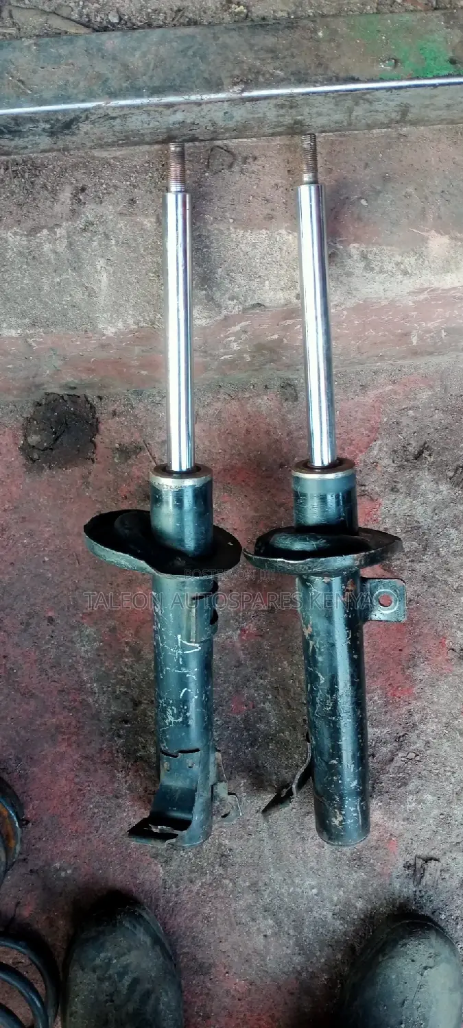 Mazda Dy3,Verisa Shocks