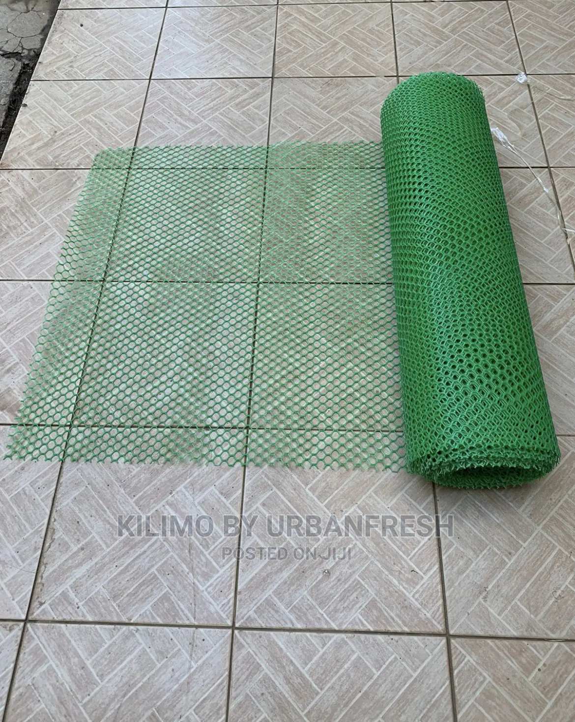 Plastic Poultry Mesh 25 X 1M Roll.