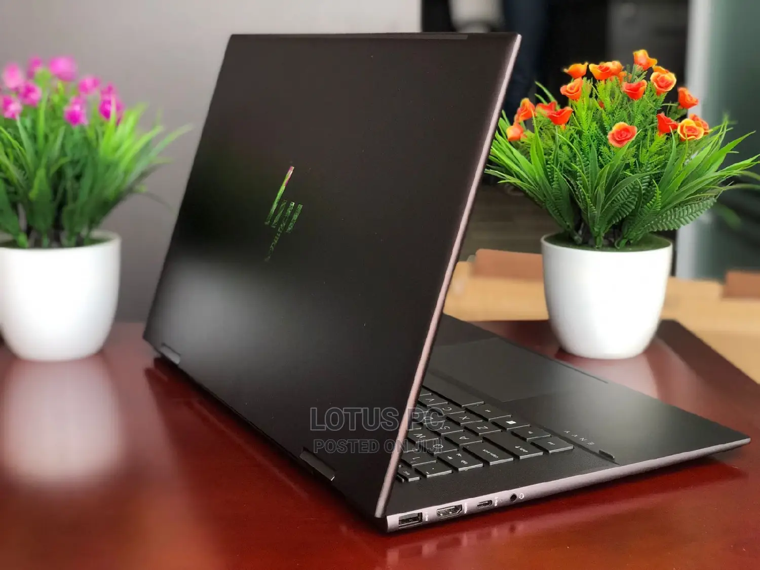 New Laptop HP Pavilion 15t 8GB AMD Ryzen 7 SSD 512GB