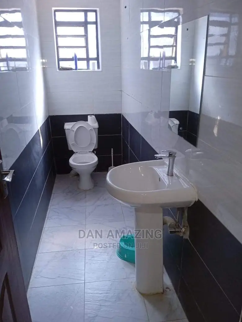 5bdrm Maisonette in Matasia for sale