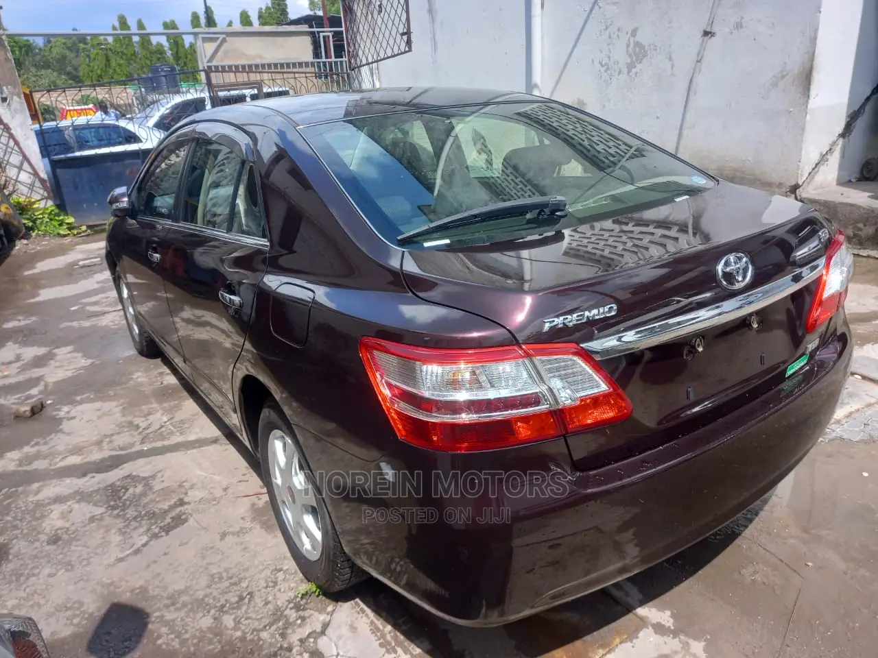 Toyota Premio 2015 Purple