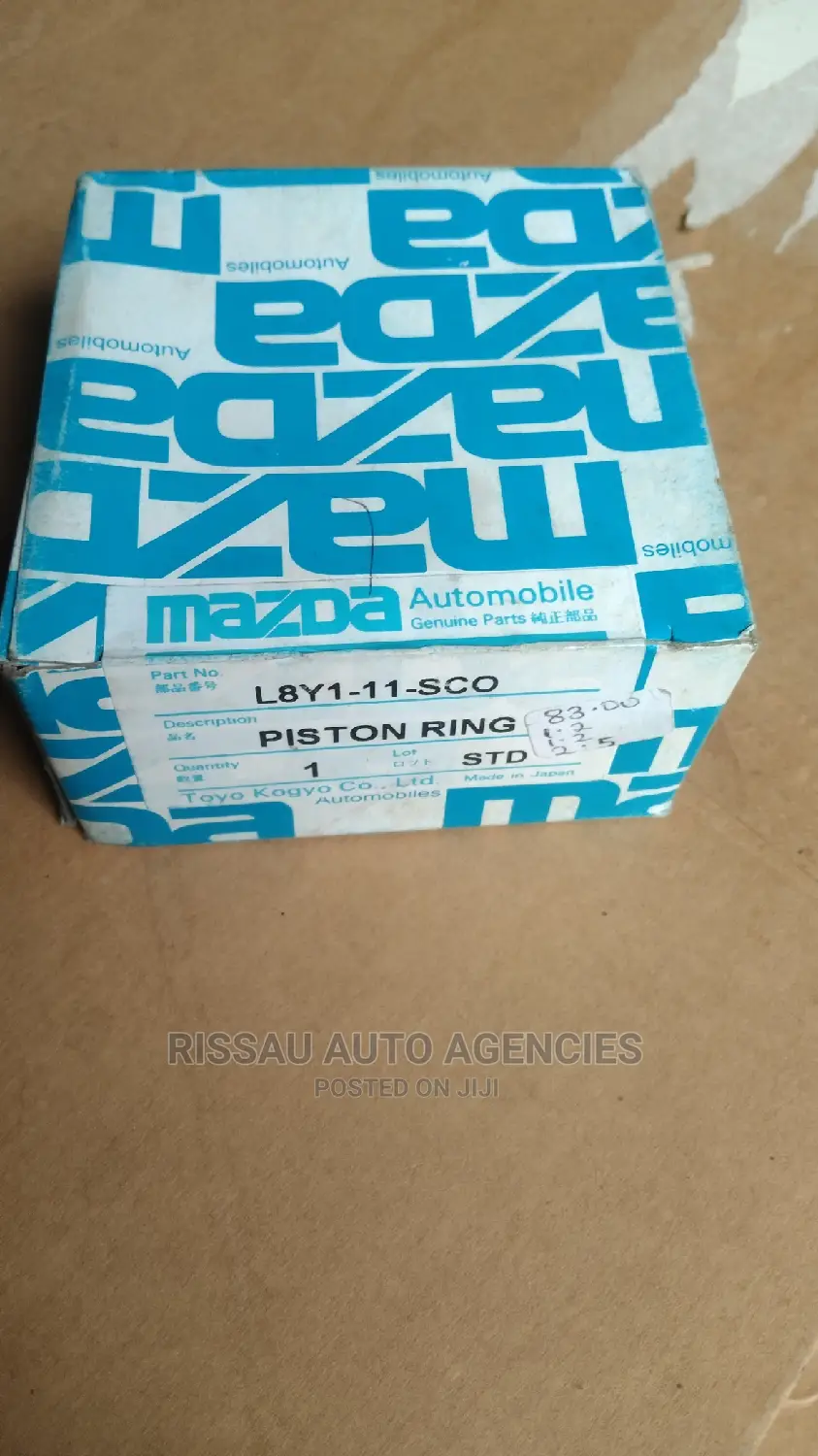 Mazda/Nissan Vennete L8Y Engine STD Piston Rings Genuine.