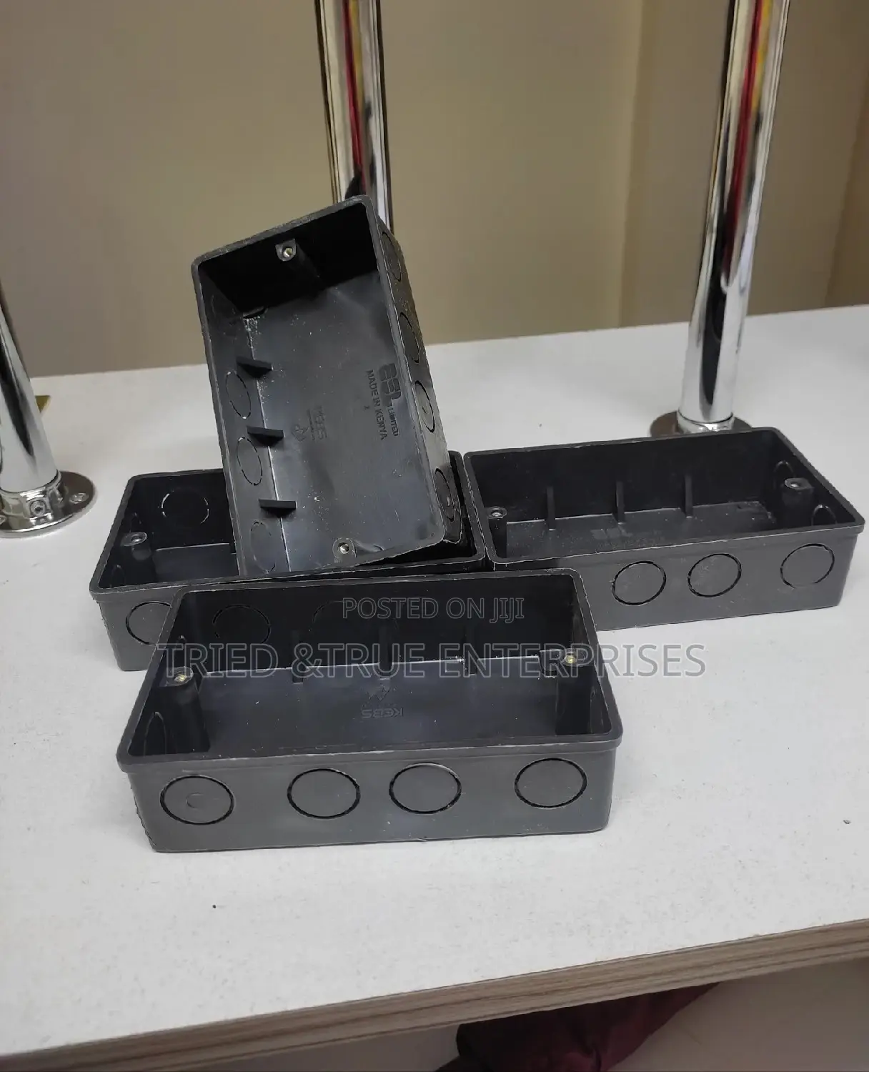 Switchbox( Twin)