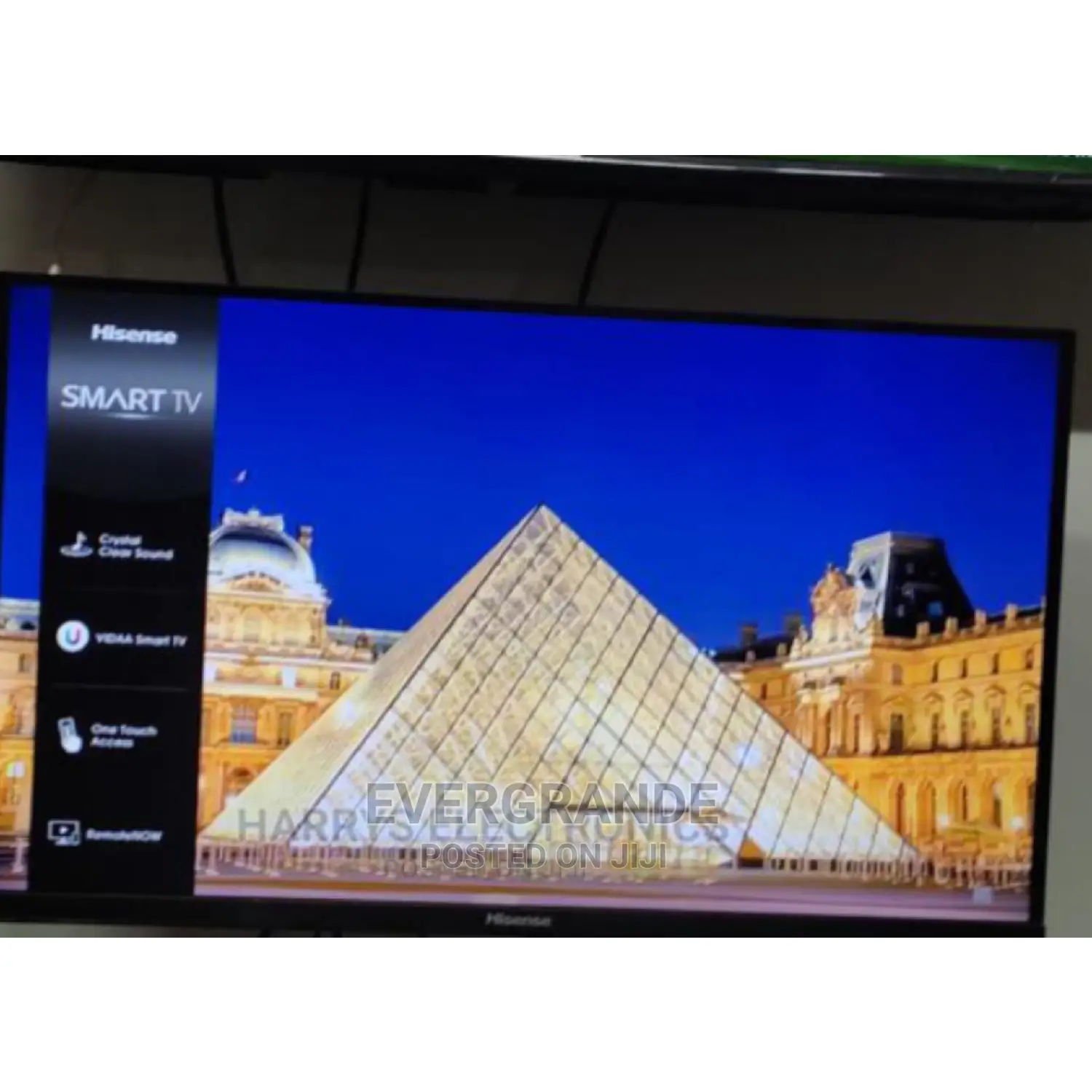 Digital 32 Inches Digital Hisense Tv.