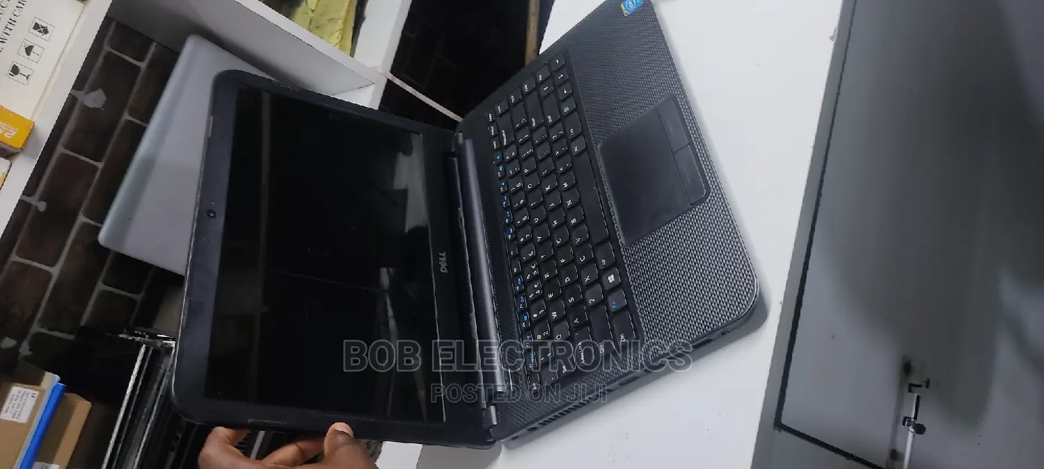 Laptop Dell Inspiron 14 4GB Intel Pentium HDD 500GB