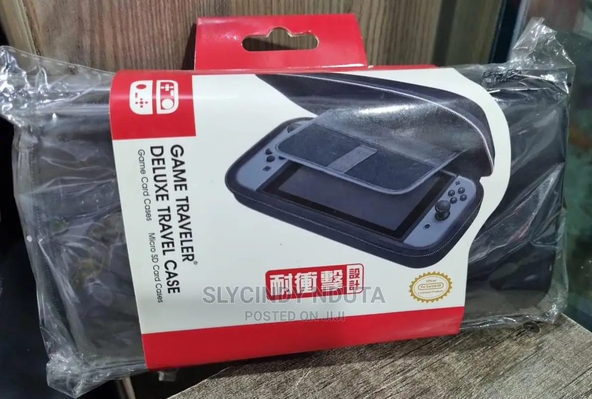 Nintendo Switch Deluxe Travel Case(Black)