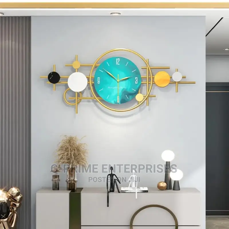 Wall Hanging Clock