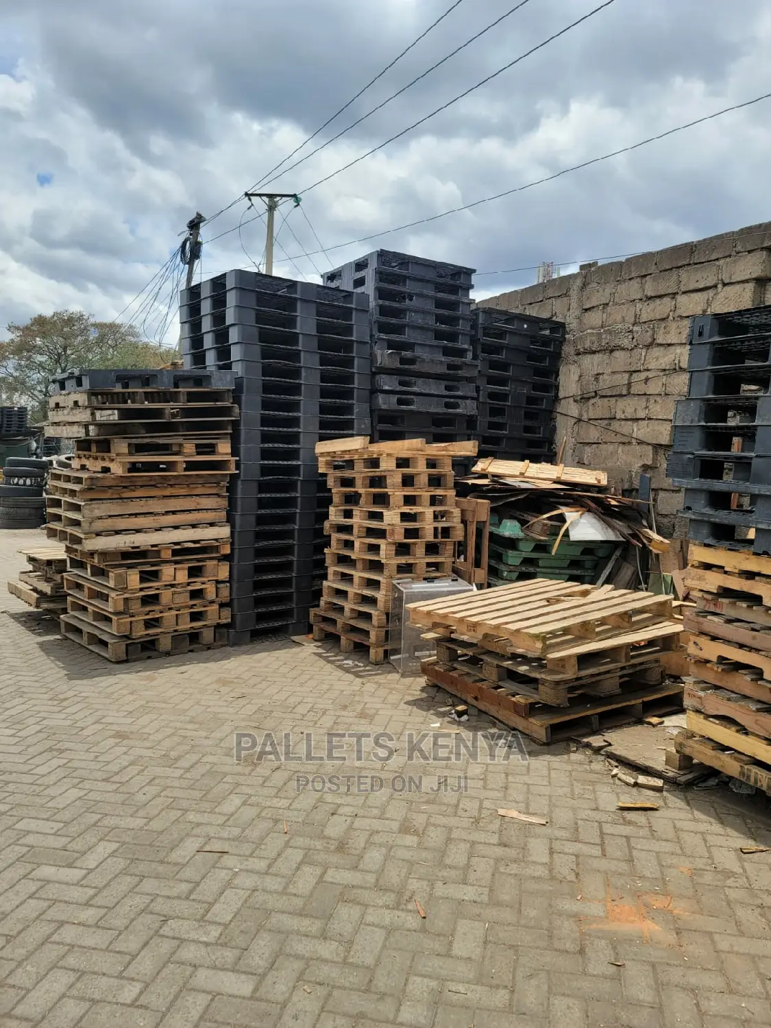 Pallets- Both Wood and Plastic Pallets.