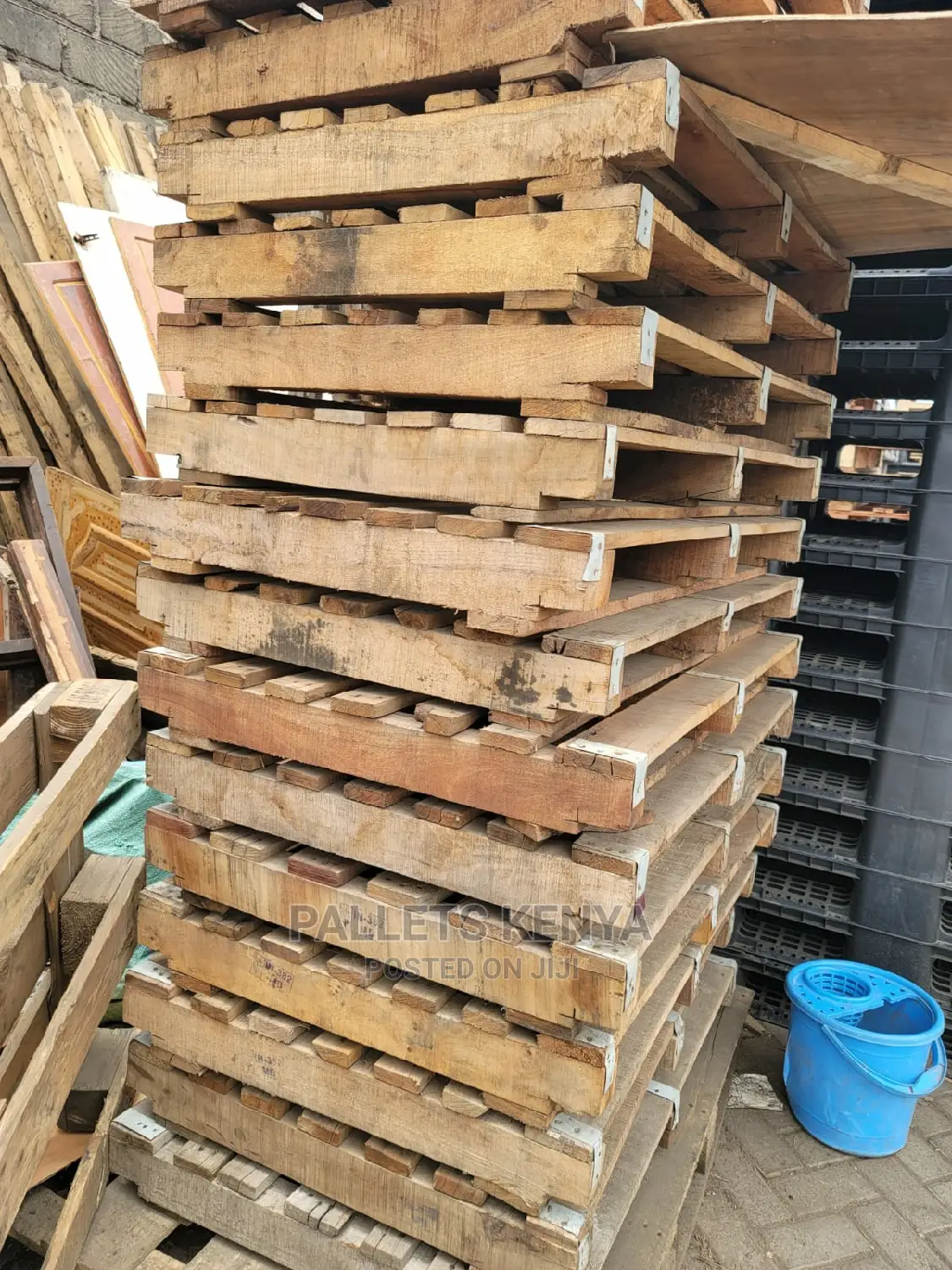 Wood Pallets- Frame Pallets F1