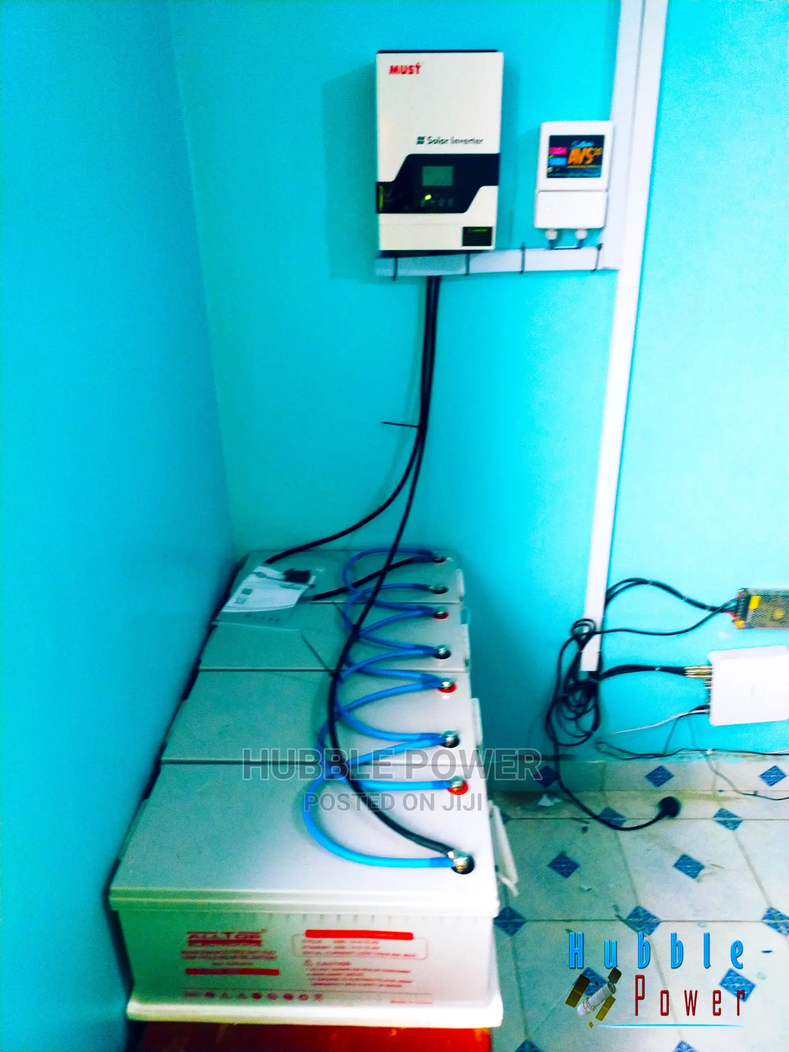 1000W Hybrid Inverter on a 12v 800ah Gel Battery Storage