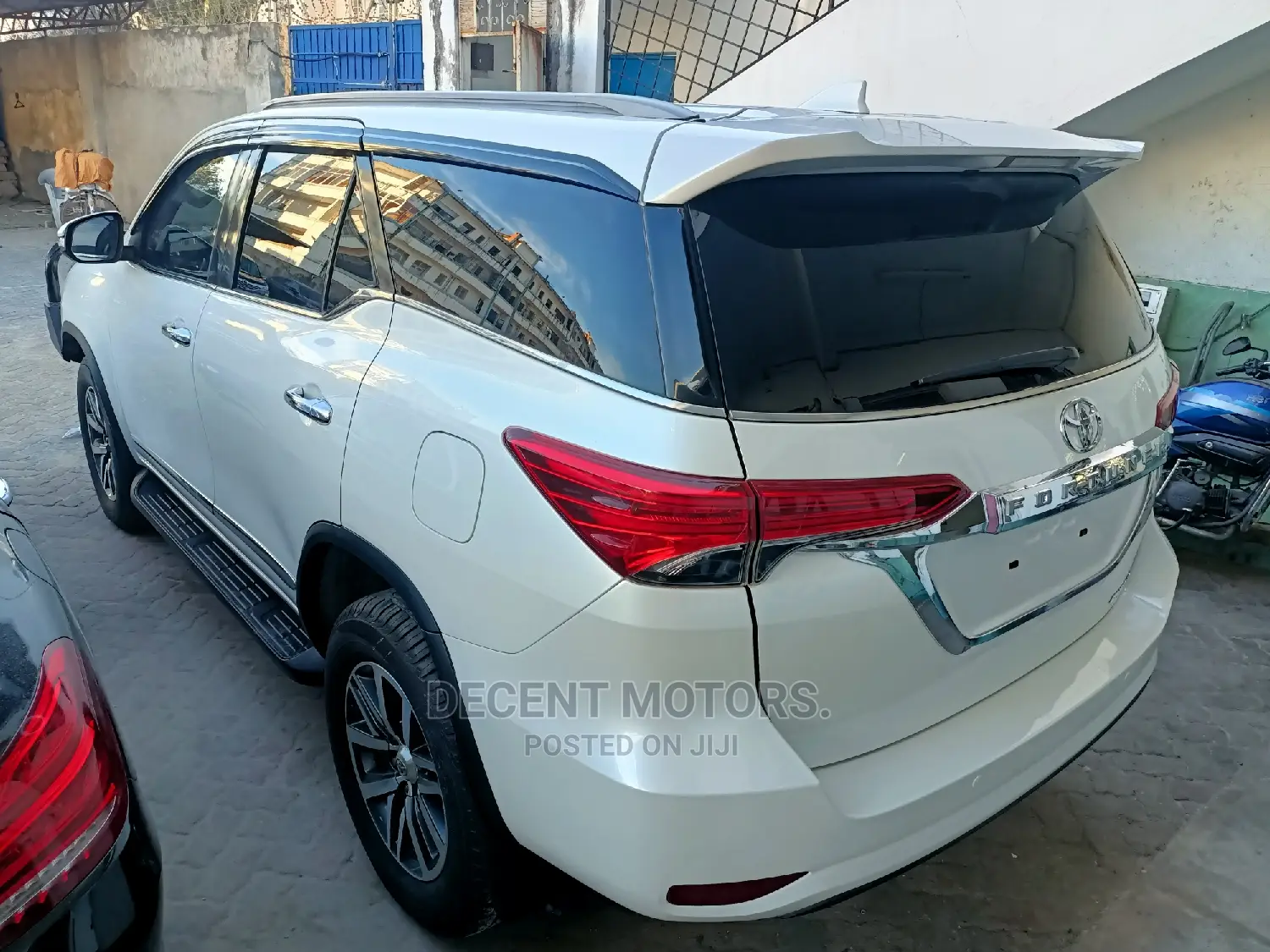 Toyota Fortuner 2017 White